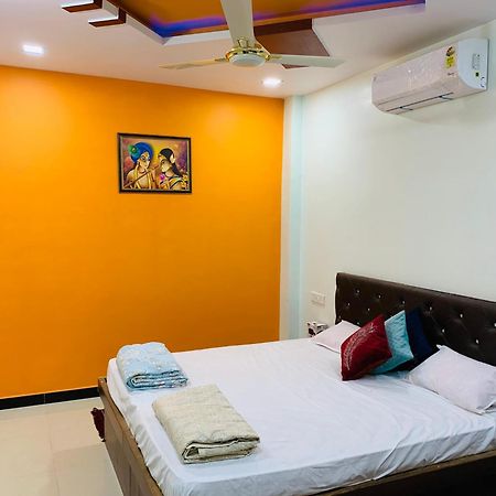 Manjushree Guest House Удджайн Экстерьер фото